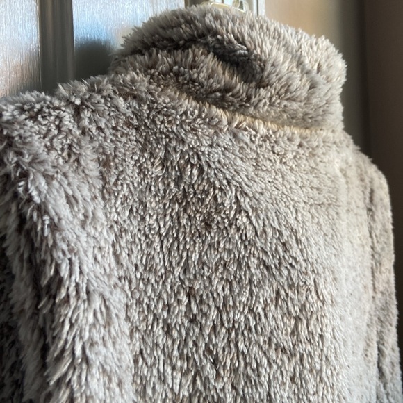 Dylan Los Angeles Vest NWT - Picture 10 of 11